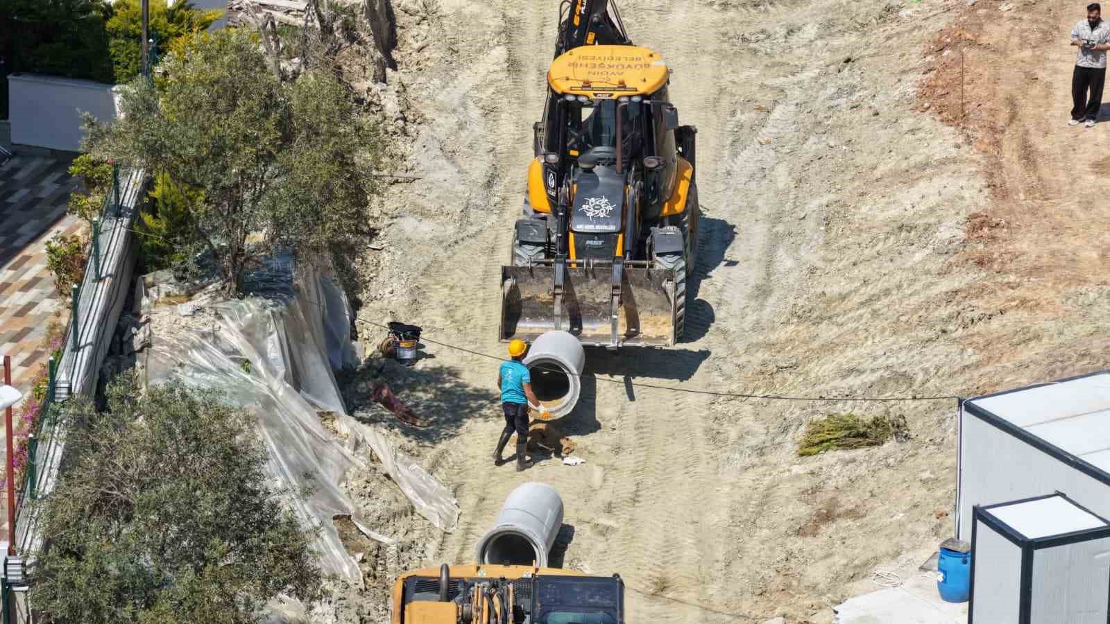 Kuşadası’nda 8,2 milyon liralık altyapı yatırımı başladı
