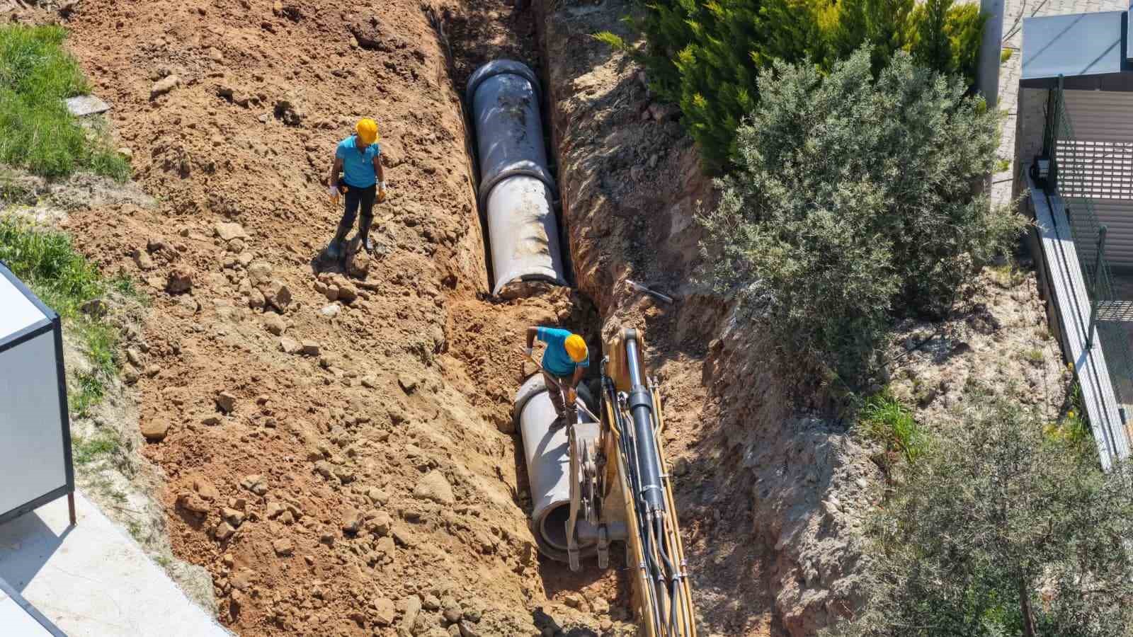 Kuşadası’nda 8,2 milyon liralık altyapı yatırımı başladı
