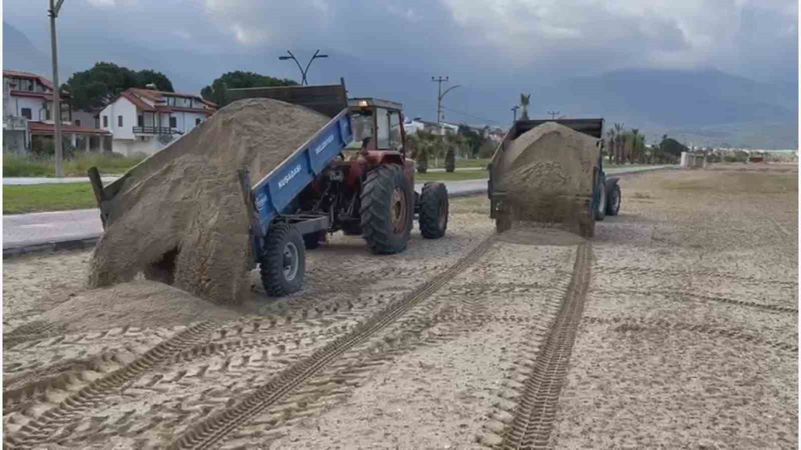 Kuşadası’nın dünyaca ünlü plajları turizm sezonuna hazırlanıyor
