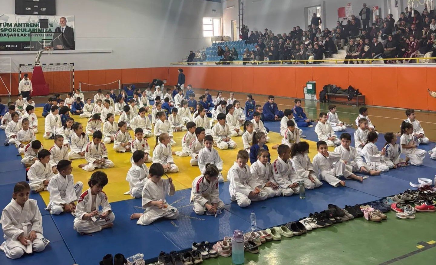 Kuşak sınavı başarıyla tamamlandı
