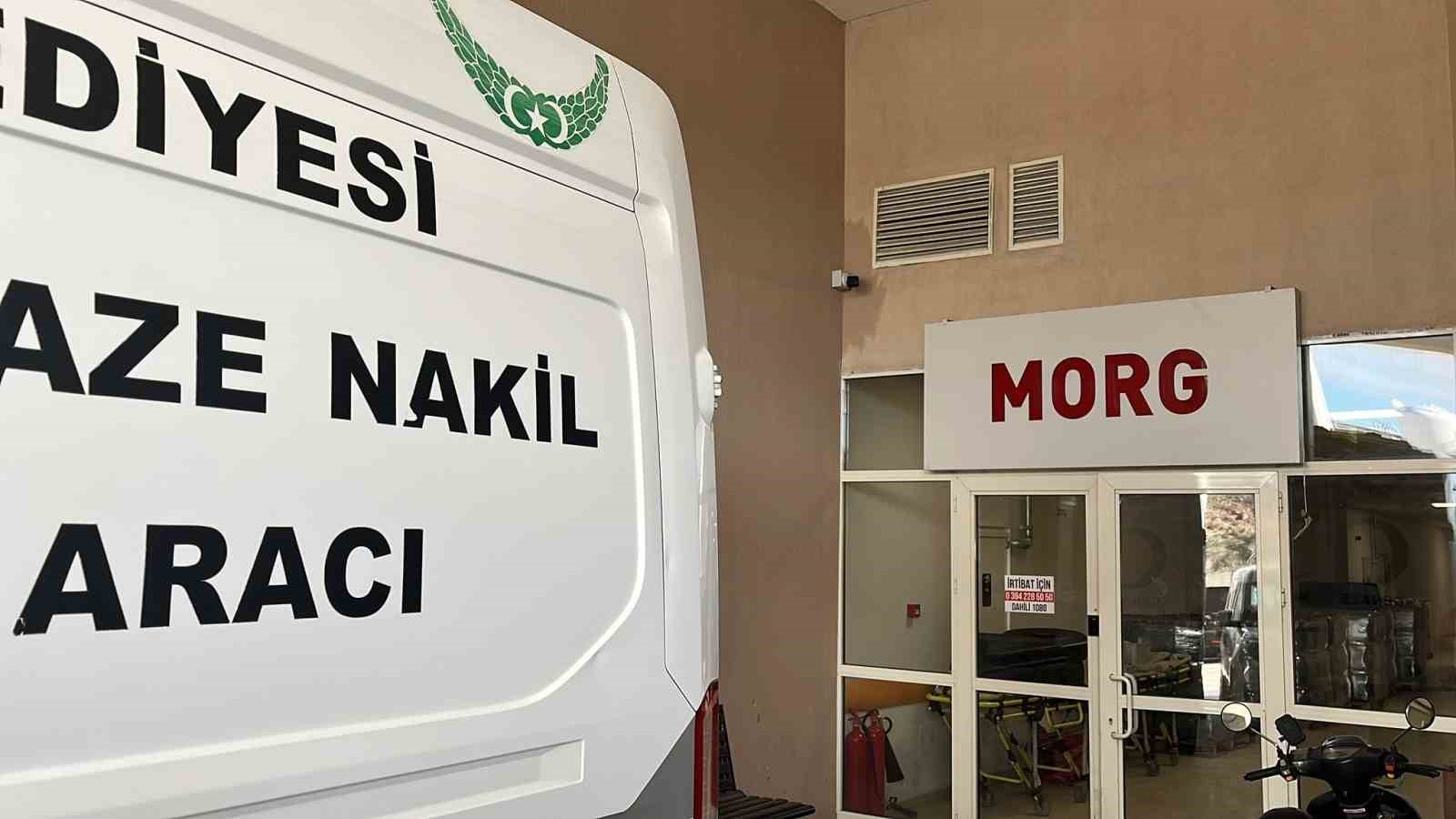 Kusmuğu boğazına kaçan bebek hayatını kaybetti
