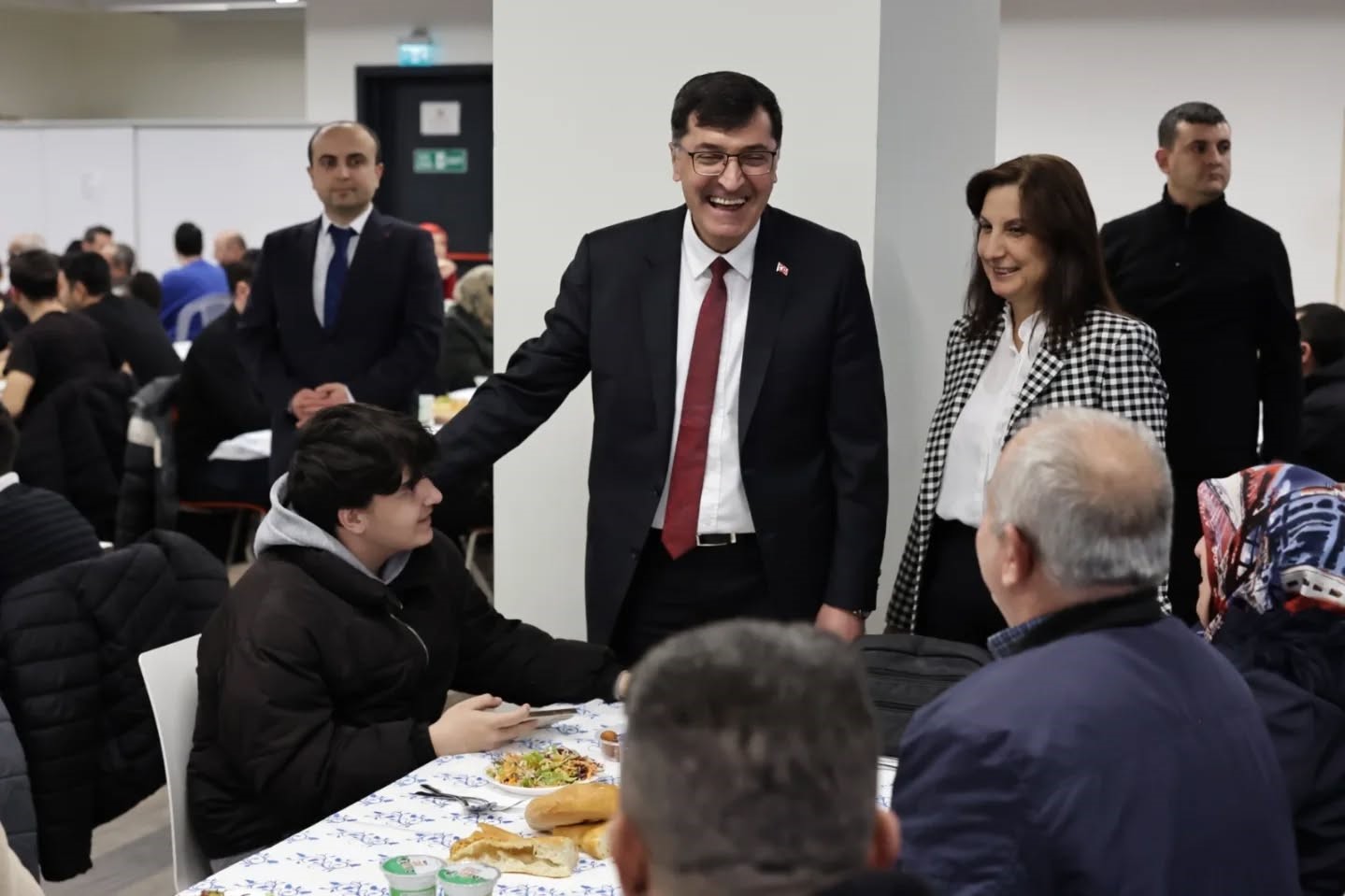 Kütahya Belediyesi personeli iftar sofrasında buluştu
