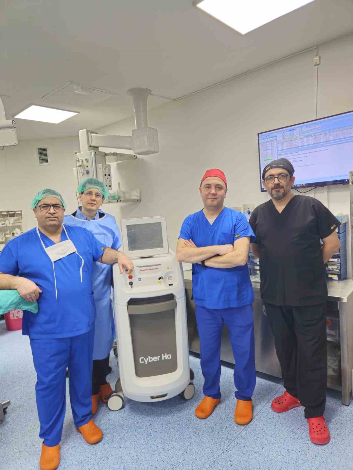 Kütahya Evliya Çelebi Eğitim ve Araştırma Hastanesi’nde HOLEP dönemi başladı
