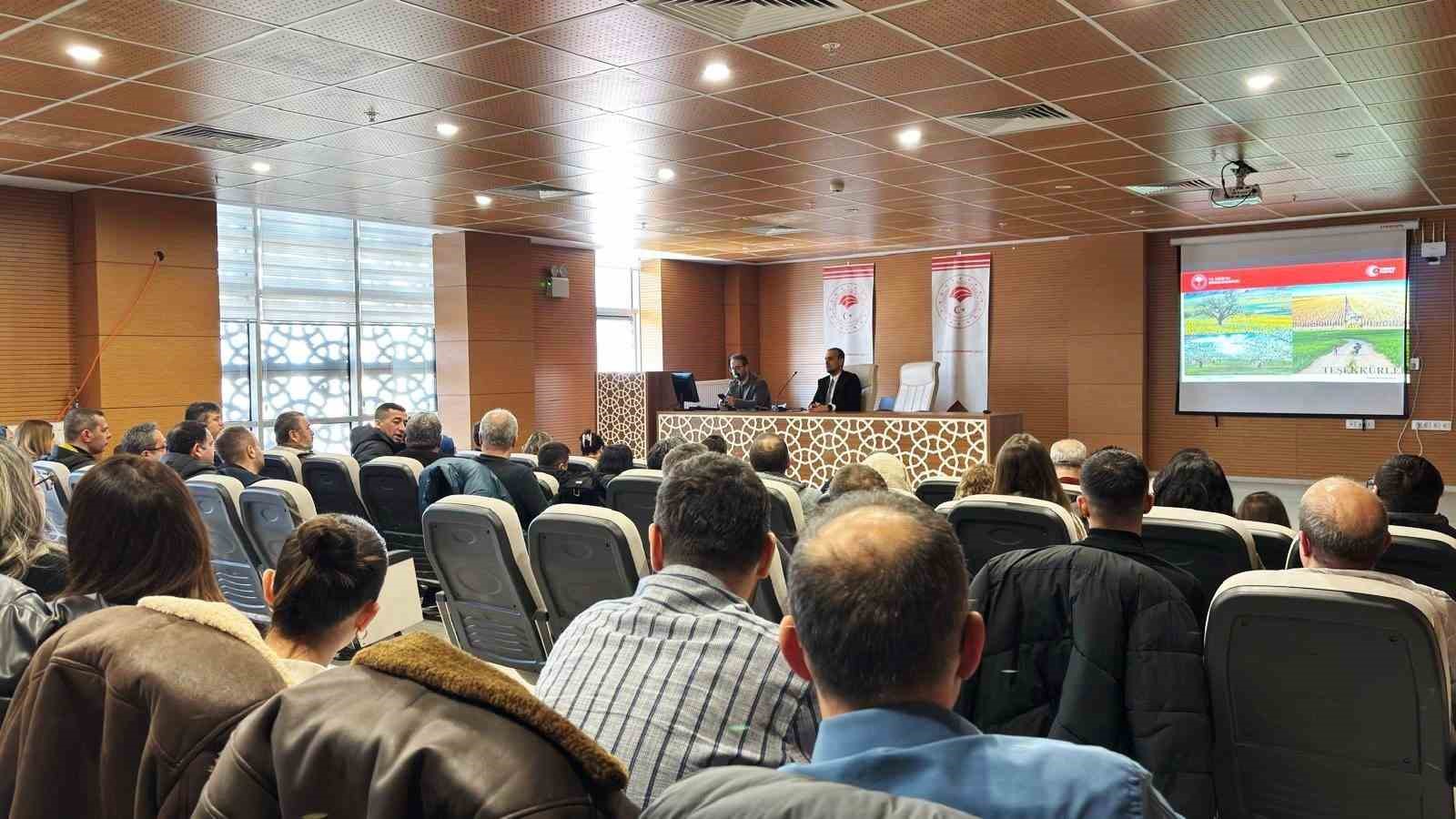 Kütahya İl Tarım ve Orman Müdürlüğü’nden B-Reçete bilgilendirme toplantısı
