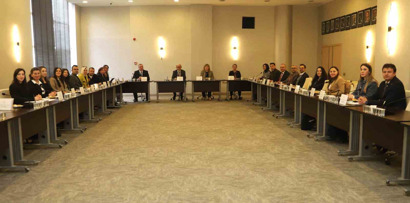 Kütahya iş dünyası ’sürdürülebilirlik’ için bir araya geldi
