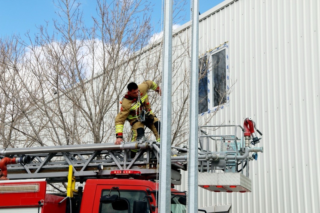 Kütahya OSB İtfaiye Ekibinden gerçeği aratmayan tatbikat
