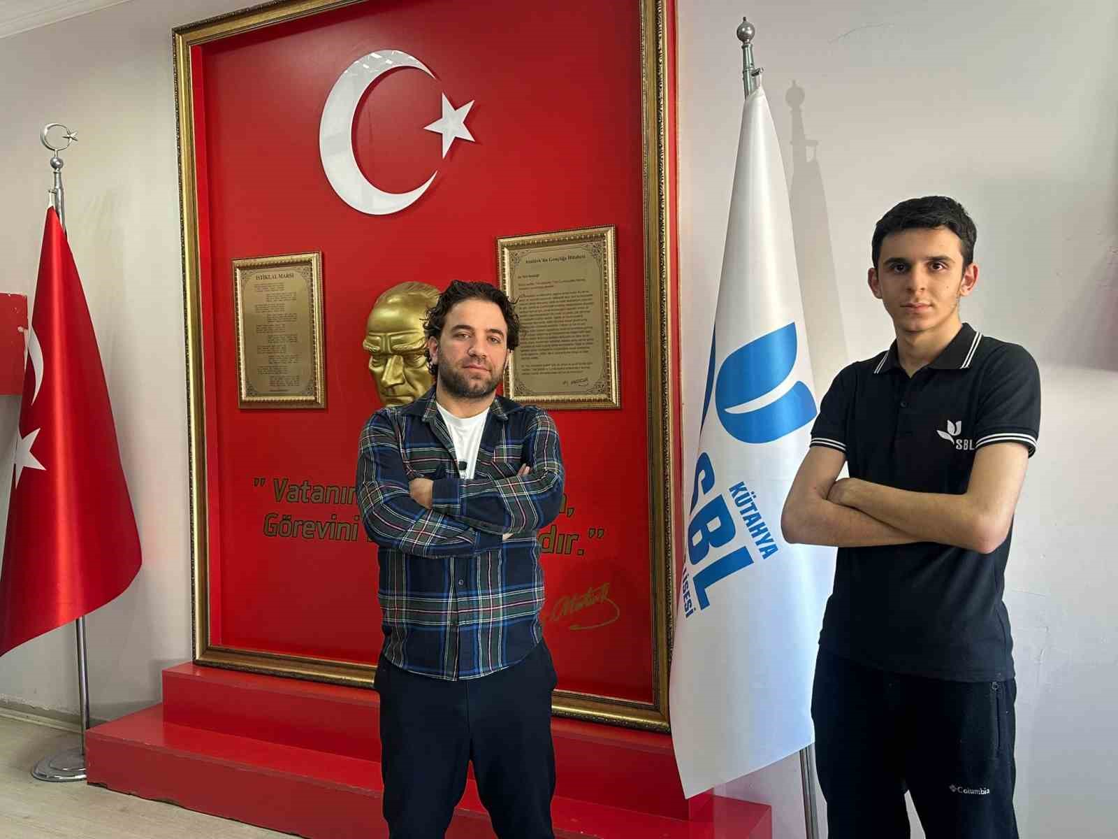 Kütahya Sosyal Bilimler Lisesinin projesi Türkiye’nin en iyi 10 projesi arasına girdi
