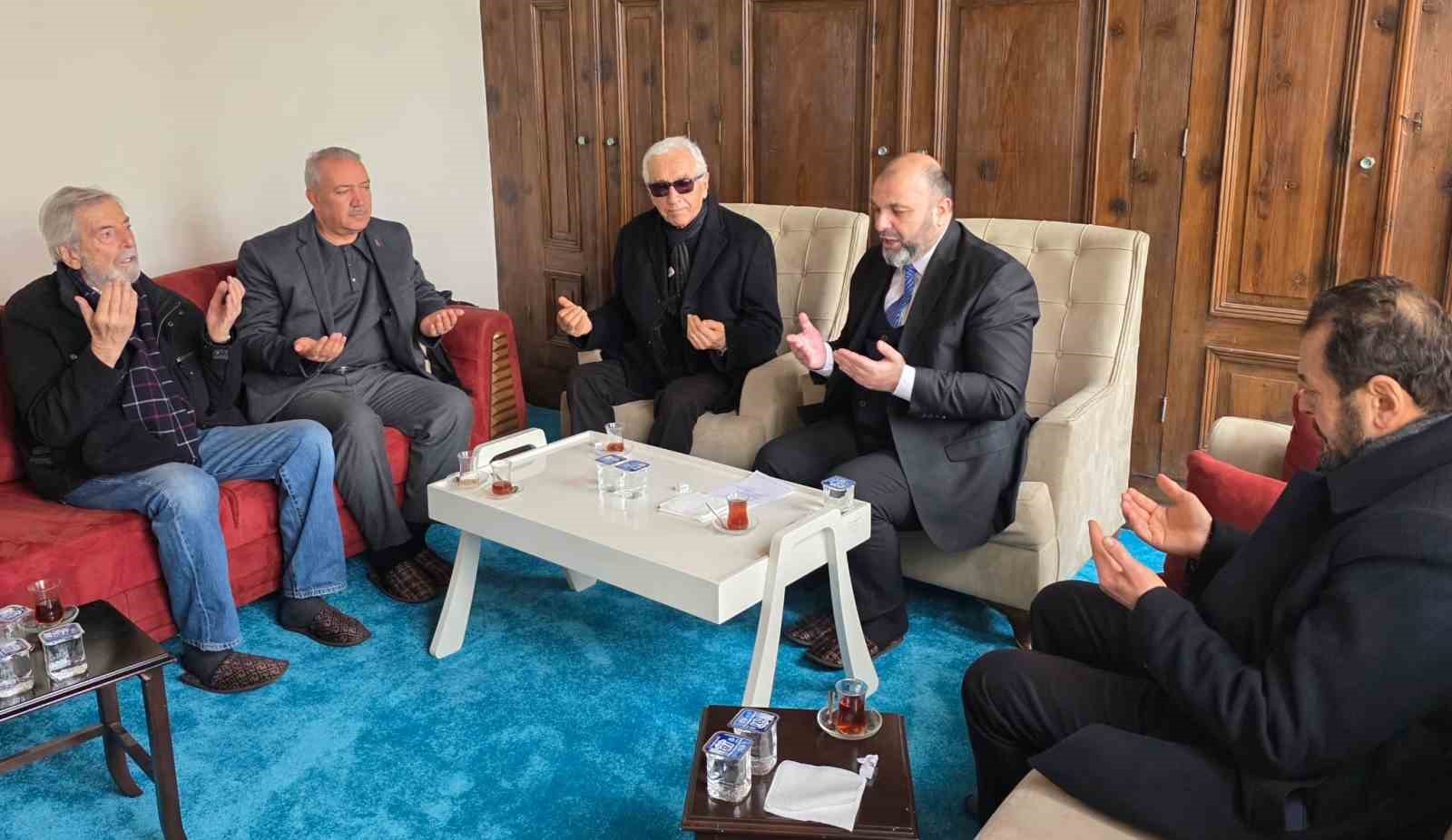 Kütahya Sosyal Yardım ve Kültür Vakfı’ndan Geleneksel Kur’an-ı Kerim hatmi
