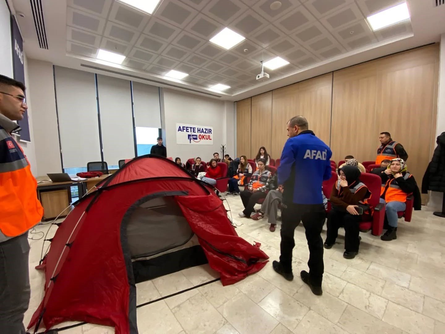 Kütahya’da 21 gönüllüye AFAD eğitimi verildi
