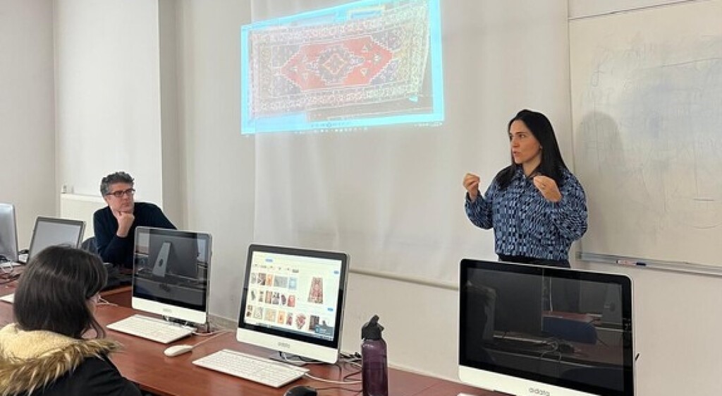 Kütahya’da ’Çini motifleri tasarımı’ etkinliği
