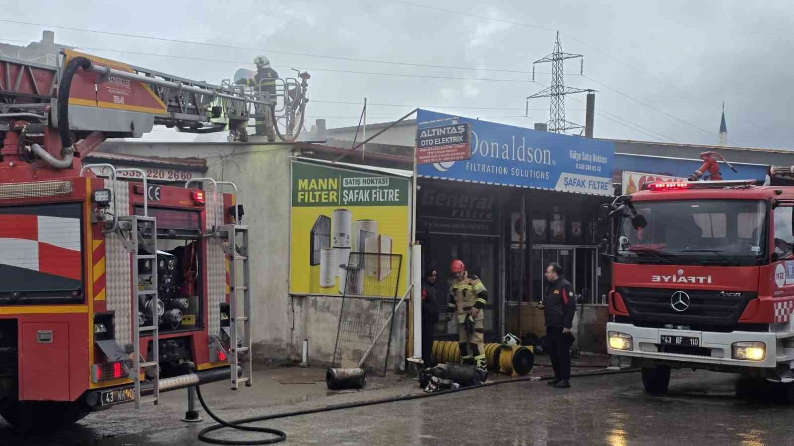 Kütahya’da Fatih Sanayi Sitesi’nde yangın
