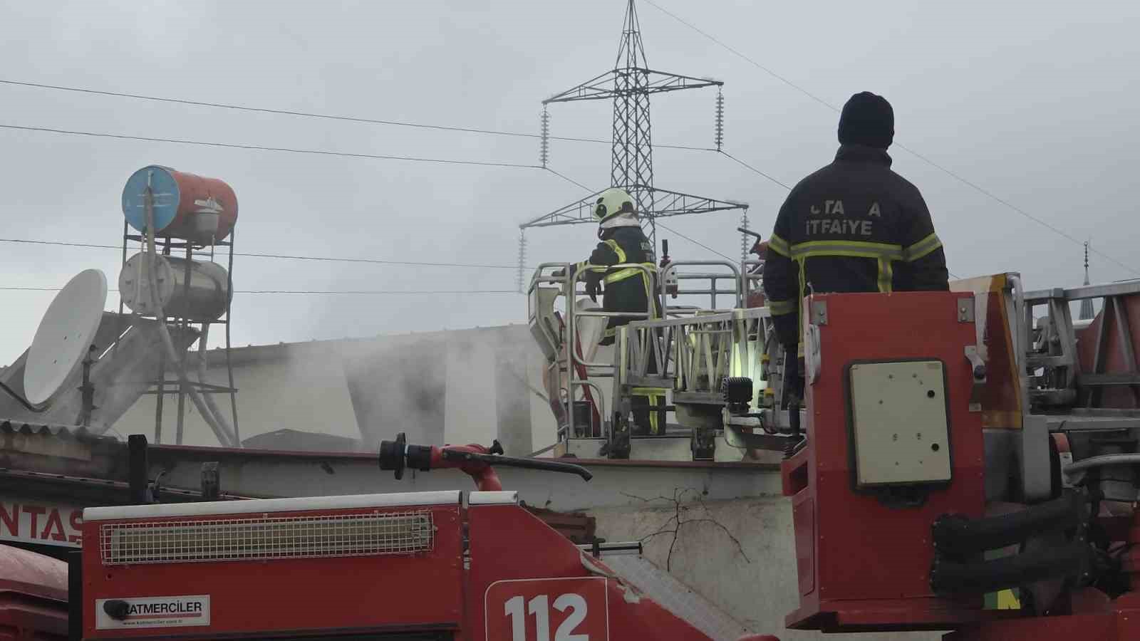 Kütahya’da Fatih Sanayi Sitesi’nde yangın
