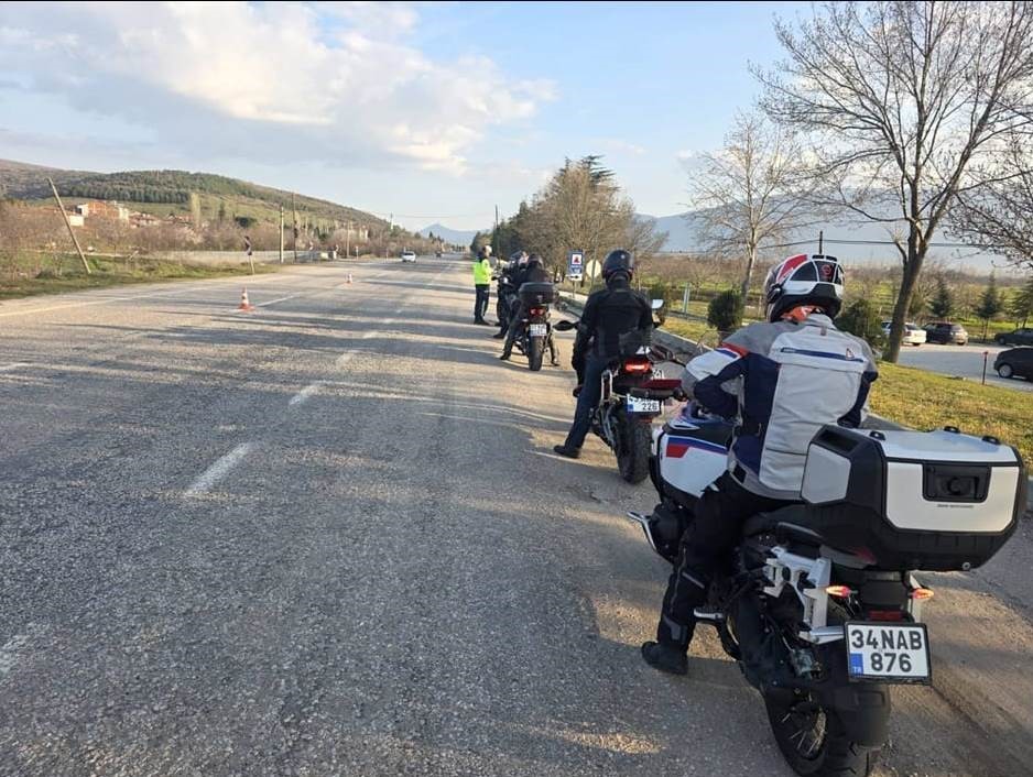 Kütahya’da motosiklet ve motorlu bisiklet sürücülerine yönelik özel denetim
