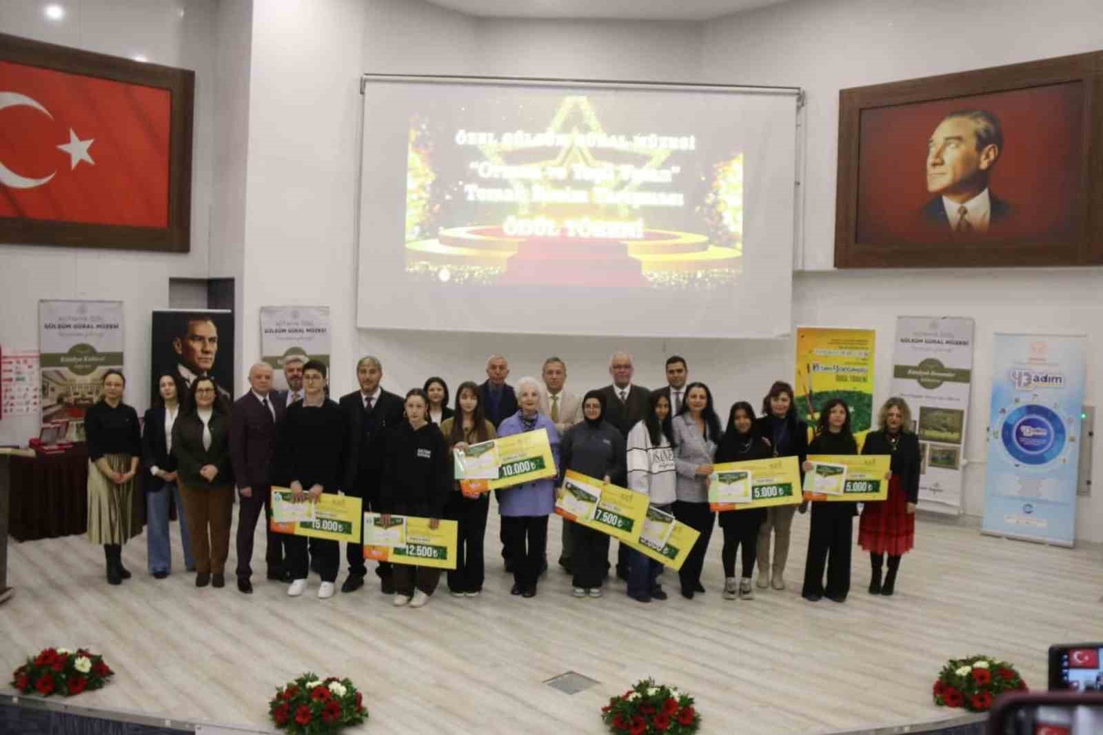 Kütahya’da "Orman ve Yeşil Vatan" Temalı Resim Yarışması
Kütahya’da "Orman ve Yeşil Vatan" Temalı Resim Yarışması