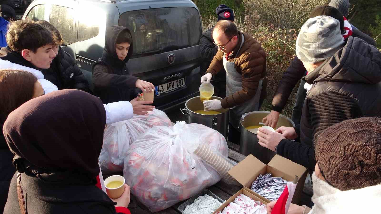 Kütahya’da Sarıkamış şehitleri dualar ve yürüyüşle anıldı
Kütahya’da Sarıkamış şehitleri dualar ve yürüyüşle anıldı