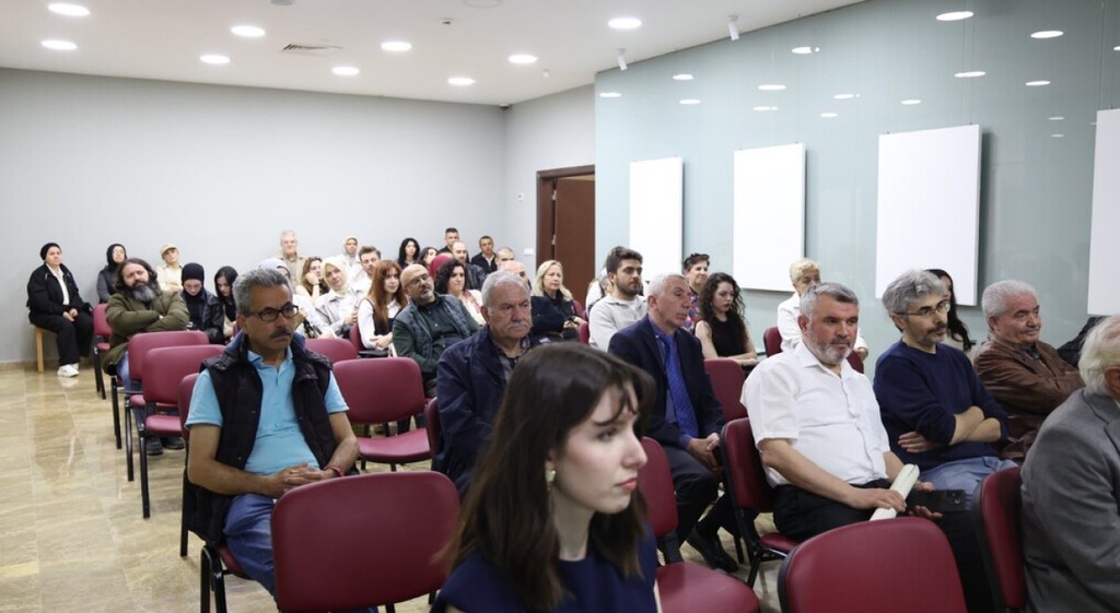 Kütahya’da "Tezhip ve Kalem İşi Sanatı" konferansı
