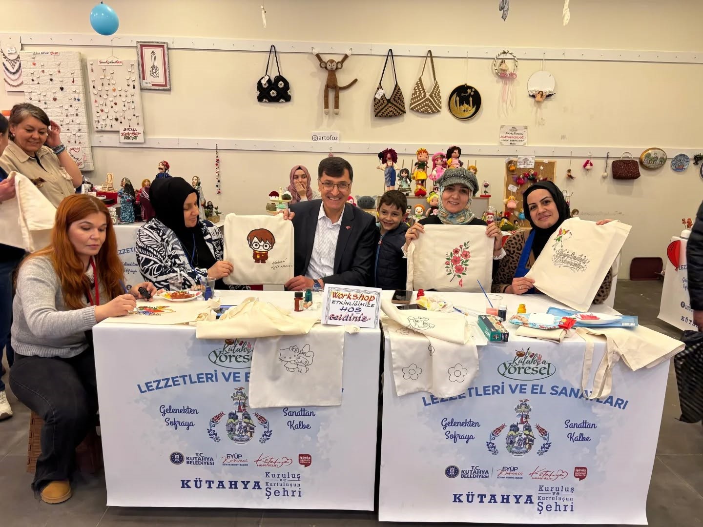 Kütahya’da yöresel ürünler ve el sanatları tanıtıldı
