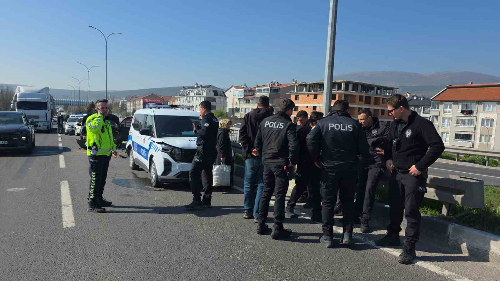 Kütahya’da zincirleme trafik kazası: 1 yaralı
