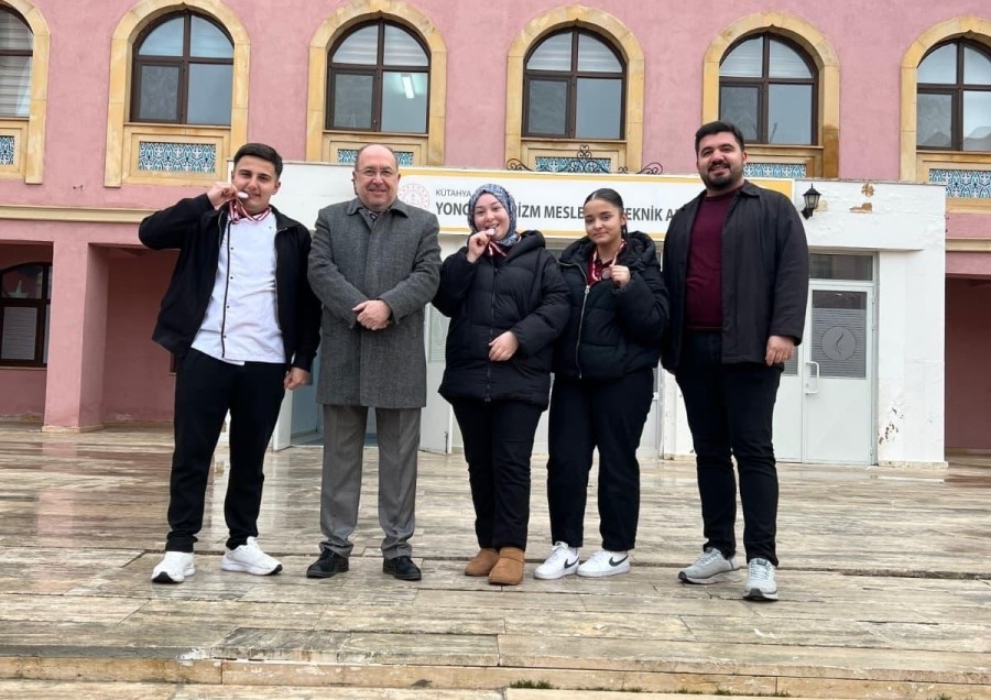 Kütahya’nın 4 meslek lisesi Uluslararası Gastronomi Yarışması’nda madalya kazandı
