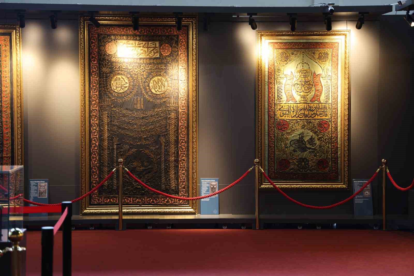 Kutsal emanetler Sivas’ta sergilendi, görmek isteyen vatandaşlar uzun kuyruk oluşturdu
