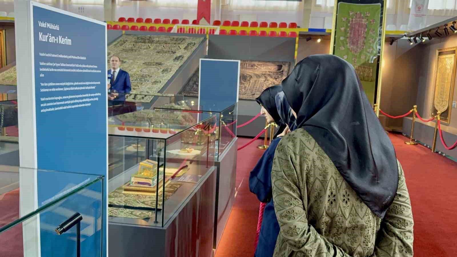 Kutsal emanetler Tokat’ta yoğun ilgi gördü
