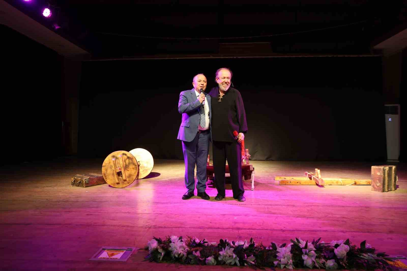 Kuvayi Milliye’nin destansı ruhu Yunusemre’de sahneye taşındı
