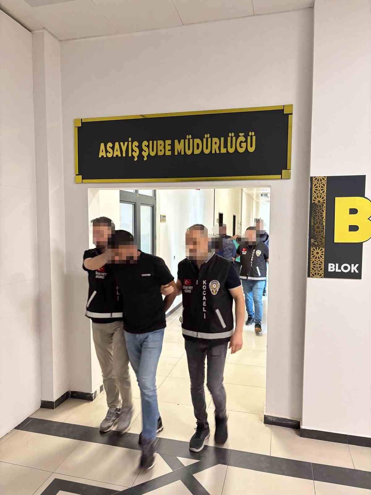 Kuzen cinayetinin intikamı için akıl almaz sahte sevgili tuzağı
Kuzen cinayetinin intikamı için akıl almaz sahte sevgili tuzağı