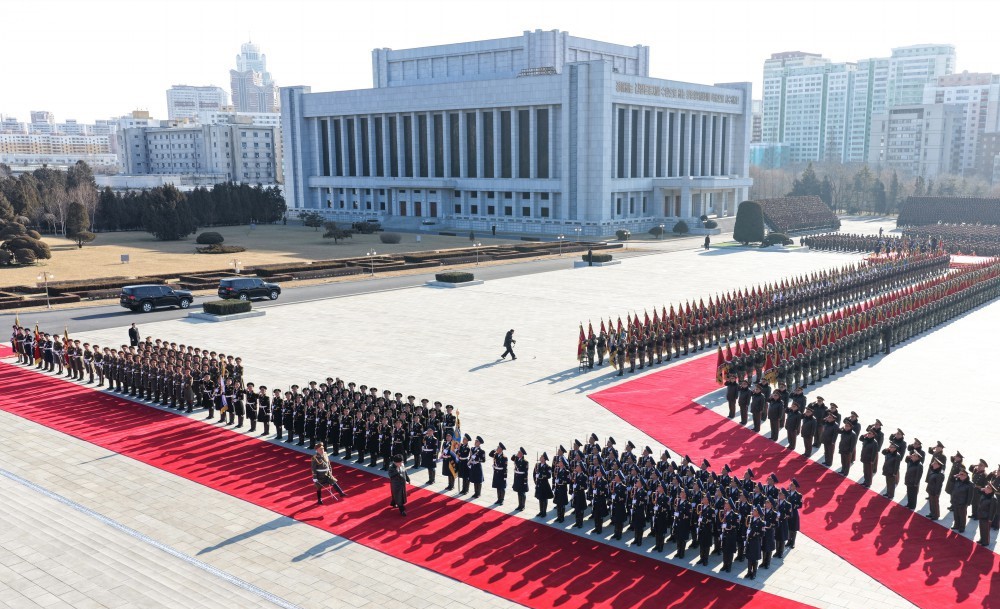 Kuzey Kore lideri Kim: "Ordumuzun savaş cephesi daha da genişleyecek"
