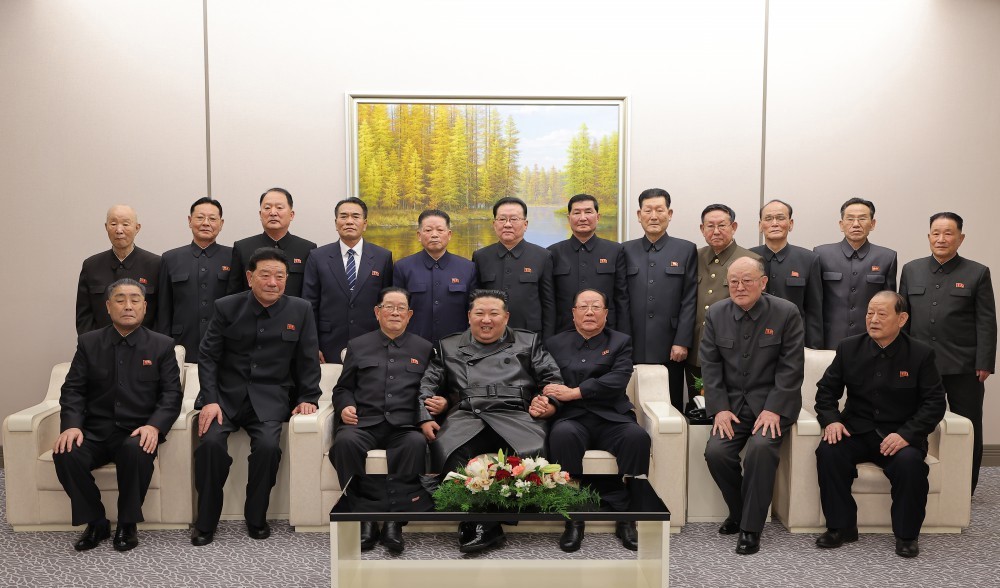 Kuzey Kore lideri Kim: "Ordumuzun savaş cephesi daha da genişleyecek"
