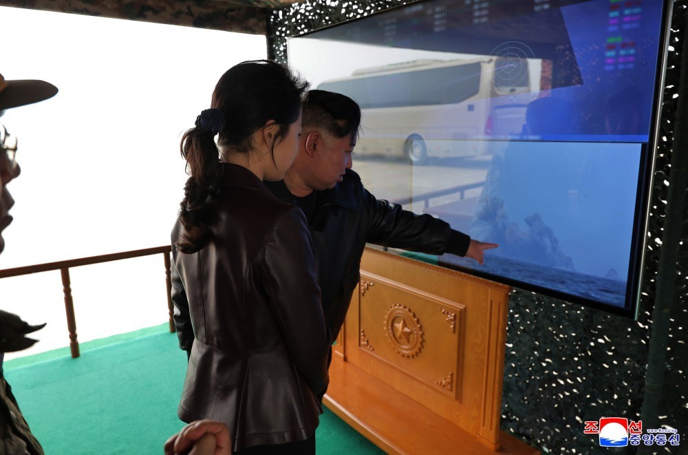 Kuzey Kore, ultra hassas çoklu roketatar sistemlerini test etti
