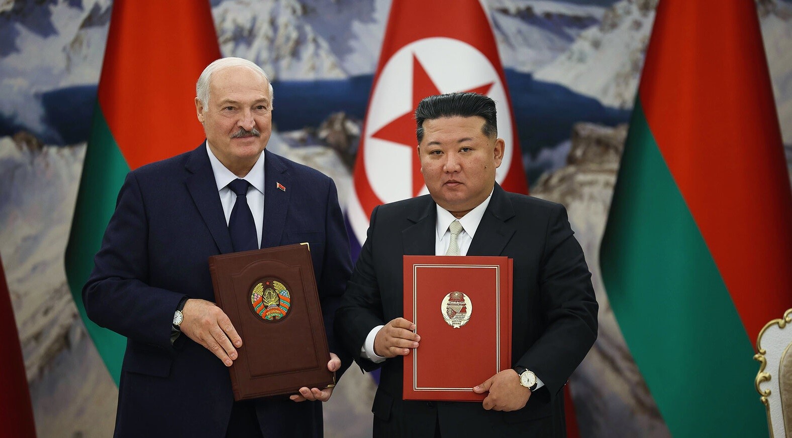 Kuzey Kore ve Belarus liderleri, "Dostluk ve İşbirliği Anlaşması" imzaladı
