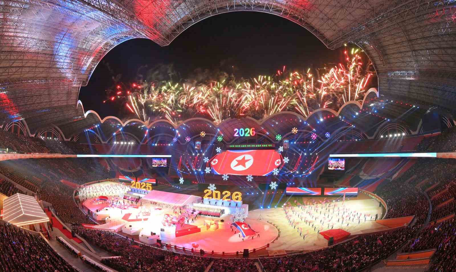 Kuzey Kore yeni yıla görkemli bir kutlama etkinliği ile girdi
