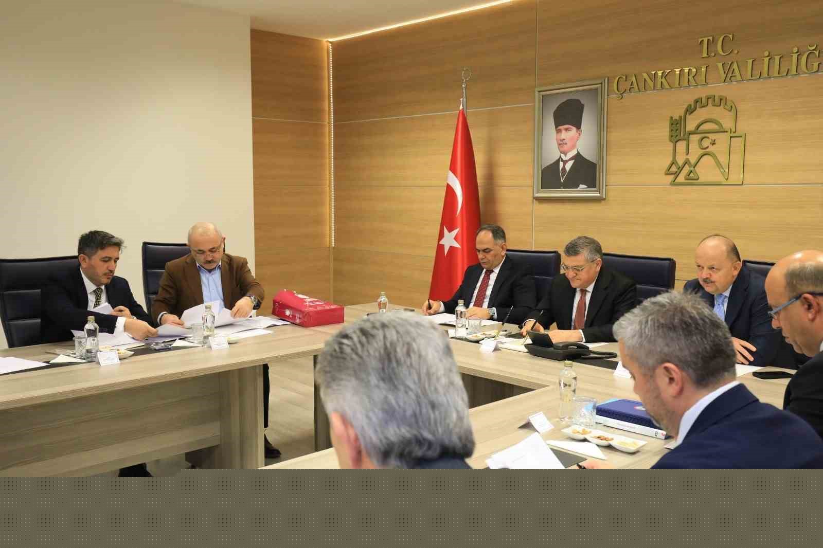 KUZKA Yönetim Kurulunda bölgesel kalkınma, destek ve çalışmalar ele alındı
KUZKA Yönetim Kurulunda bölgesel kalkınma, destek ve çalışmalar ele alındı