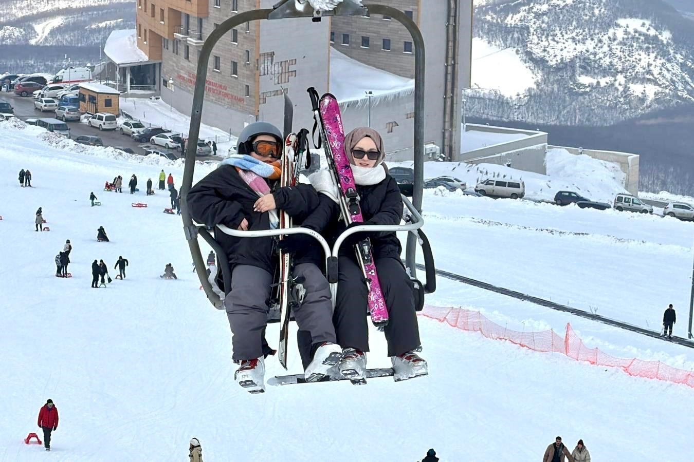 Ladik Akdağ Kayak Merkezi’ne yoğun ilgi
