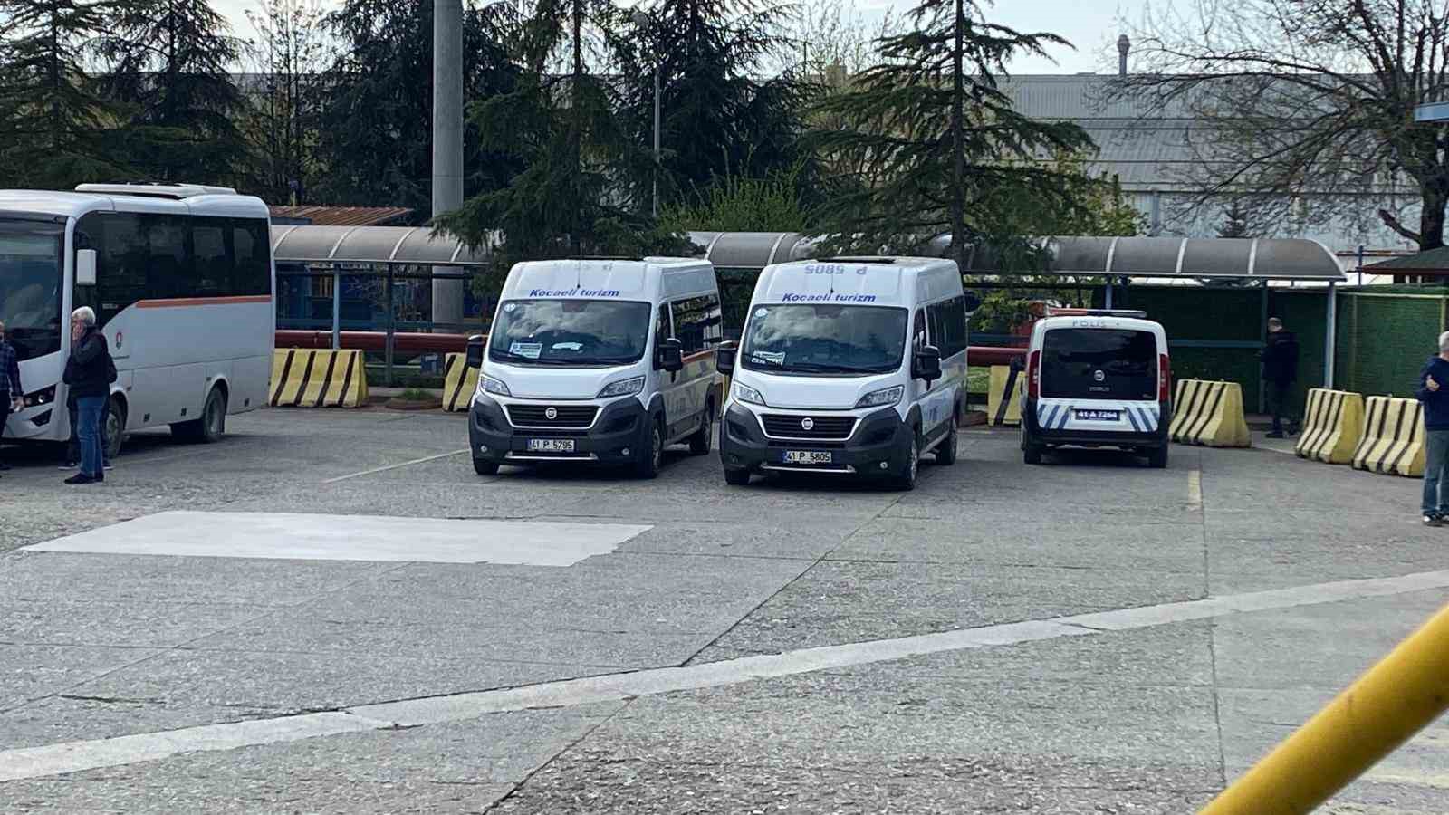 Lastik fabrikasında makineye sıkışan işçi hayatını kaybetti
