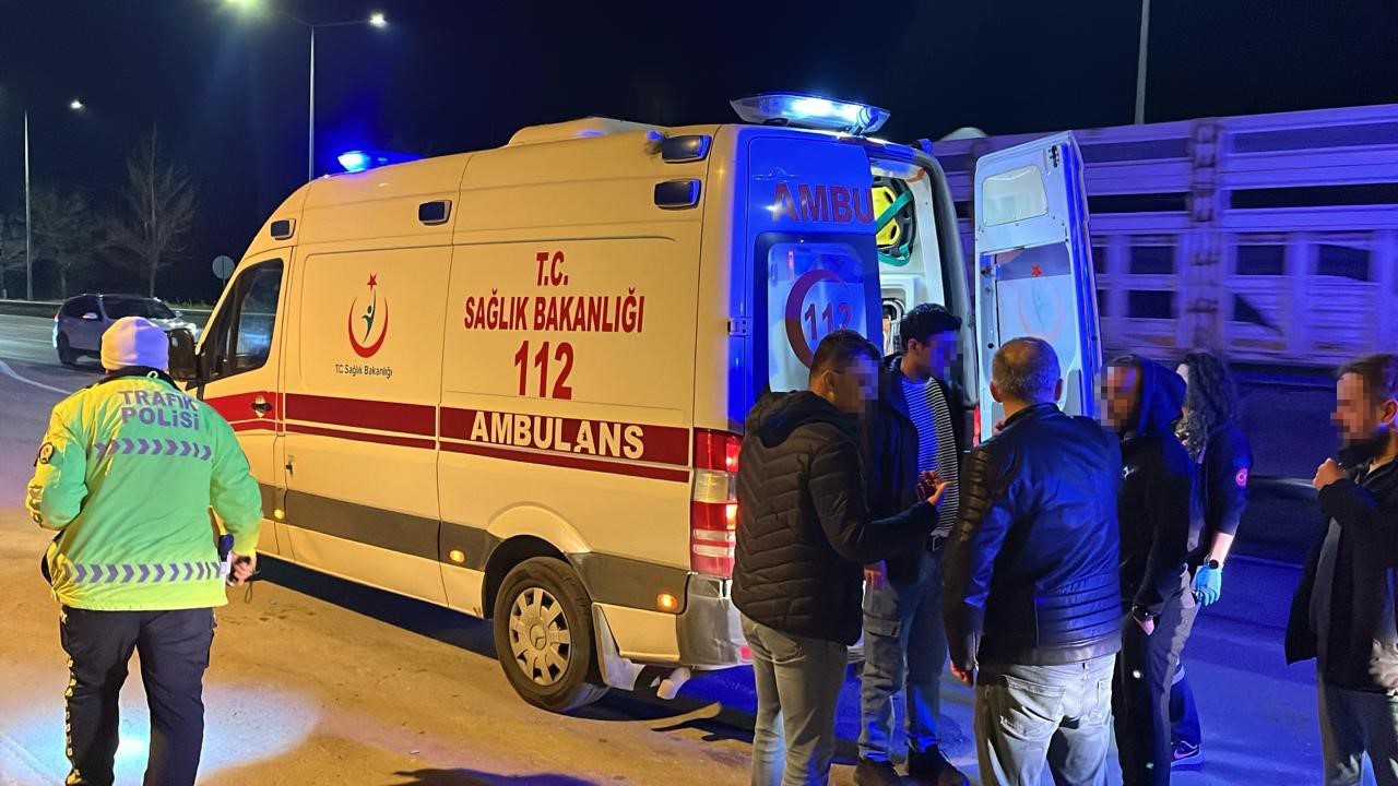 Lastikleri patlatılarak durdurulan araçtan uyuşturucu çıktı
