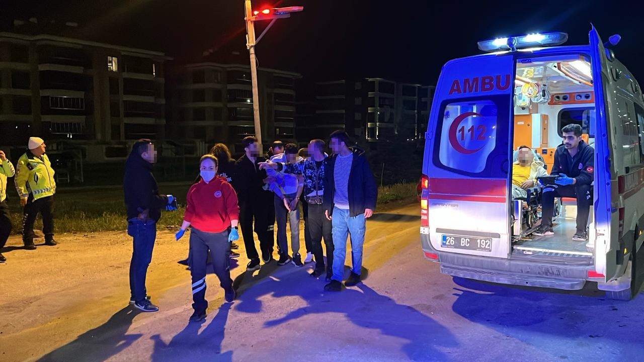 Lastikleri patlatılarak durdurulan araçtan uyuşturucu çıktı
