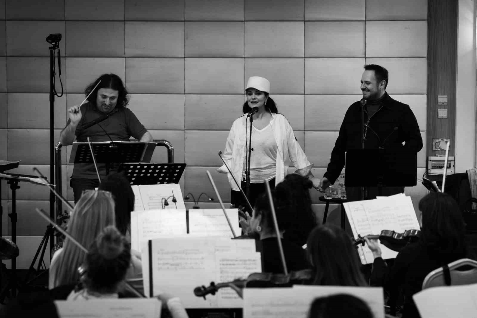 Limak Filarmoni Orkestrası, 50’nci Yıl Konserleri’ne gün sayıyor
Limak Filarmoni Orkestrası, 50’nci Yıl Konserleri’ne gün sayıyor