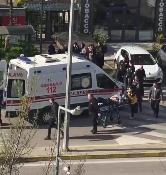 Lise öğrencileri arasında kan aktı: 1 kişi bıçaklandı
