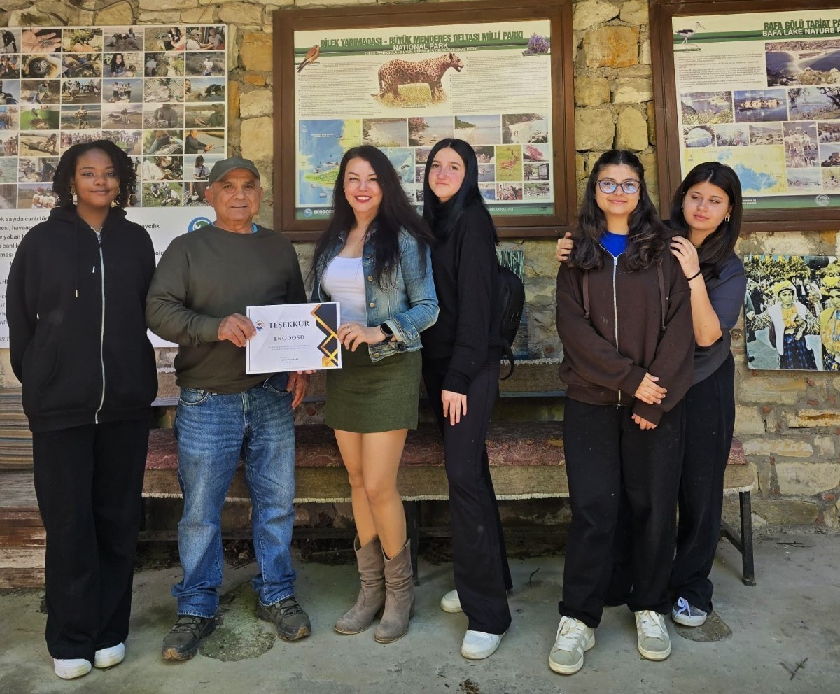 Lise öğrencilerine Kuşadası’nın doğal güzellikleri anlatıldı
