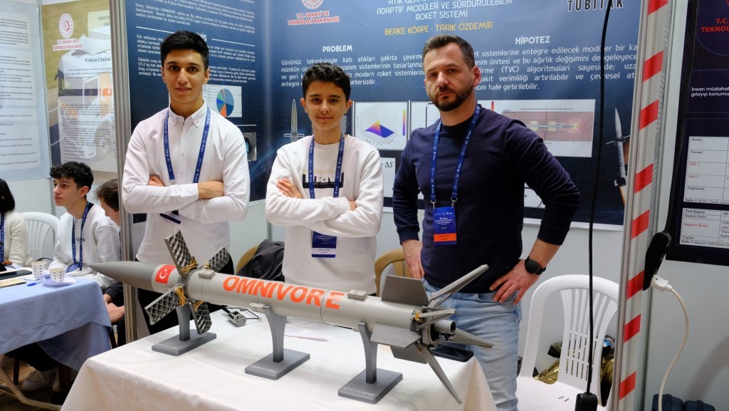 Lise öğrencilerinin projeleri Anadolu Üniversitesi ev sahipliğinde sergileniyor

