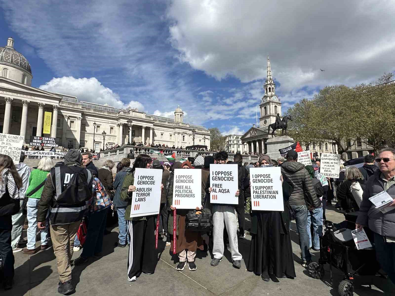 Londra polisinden Filistin’e destek gösterisine müdahale: 212 gözaltı
