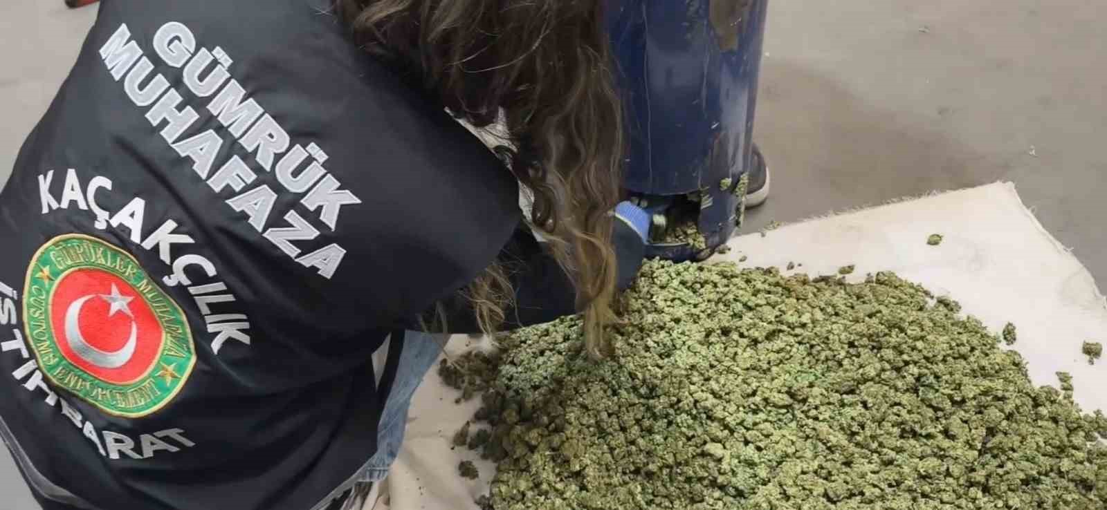 LPG tanklarından 35 kilo uyuşturucu çıktı
