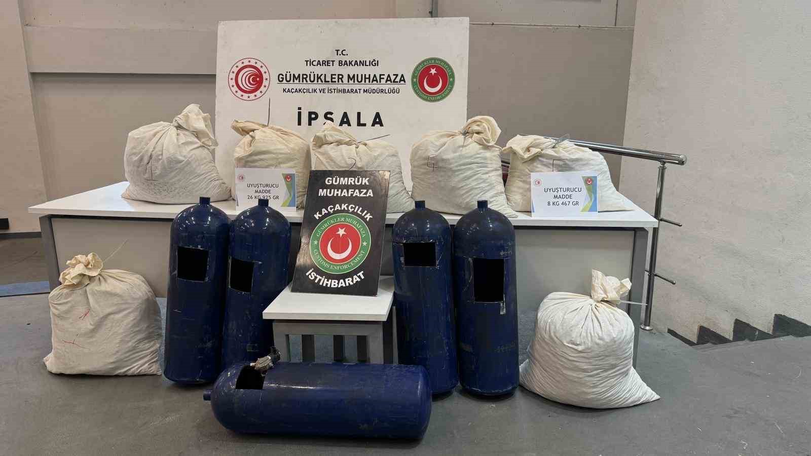 LPG tanklarından 35 kilo uyuşturucu çıktı
