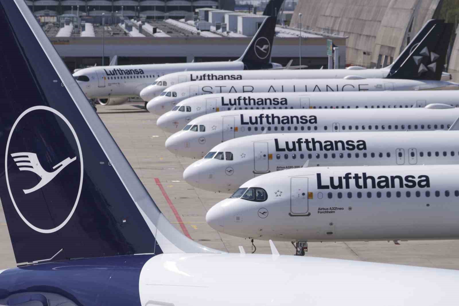 Lufthansa yakıt fiyatlarındaki artış nedeniyle ekim ayına kadar 20 bin uçuşu iptal etti
