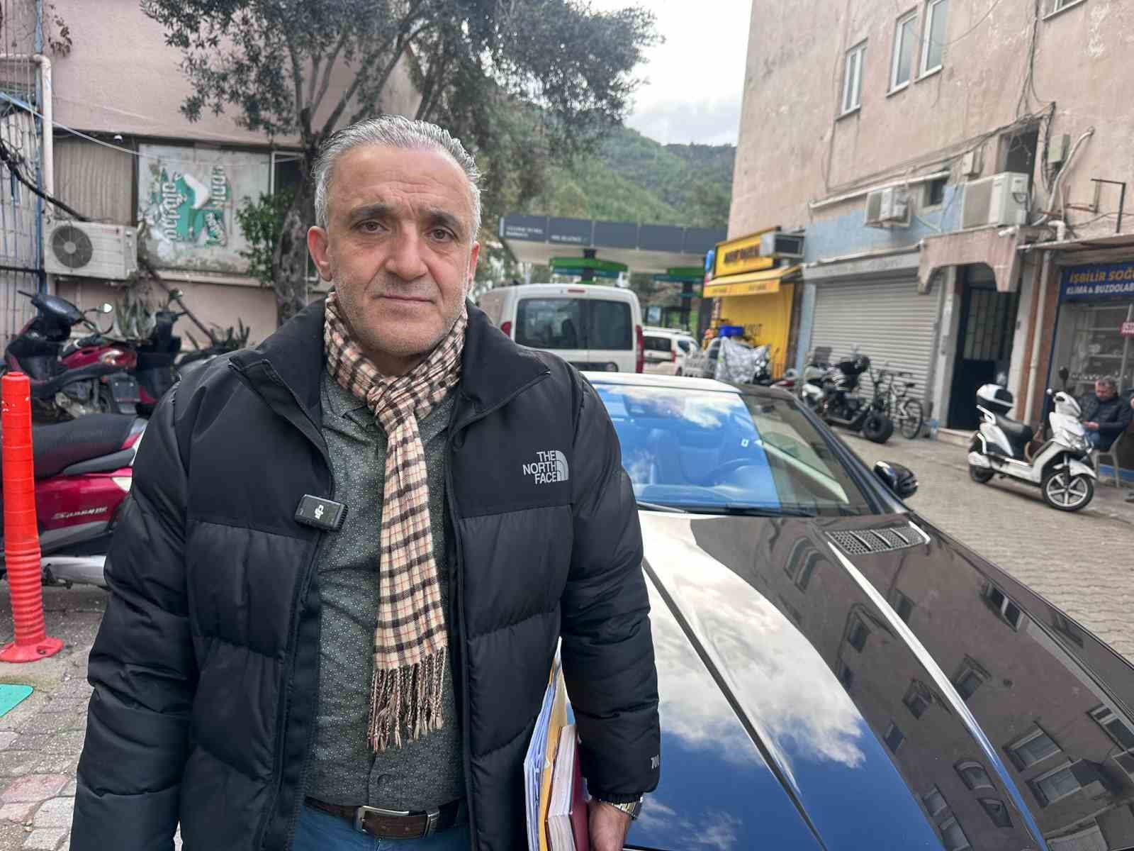 Lüks aracı başına dert oldu
Lüks aracı başına dert oldu