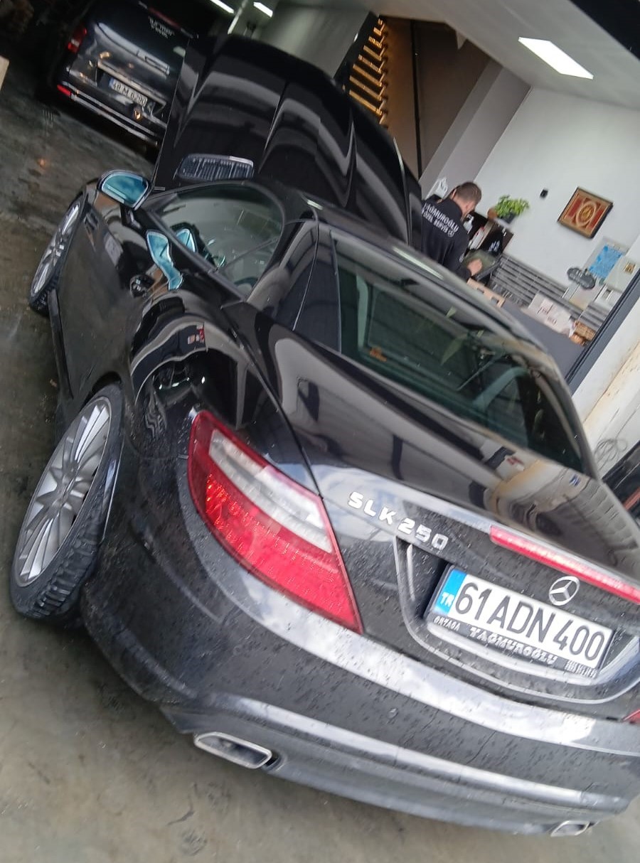 Lüks aracı başına dert oldu
Lüks aracı başına dert oldu