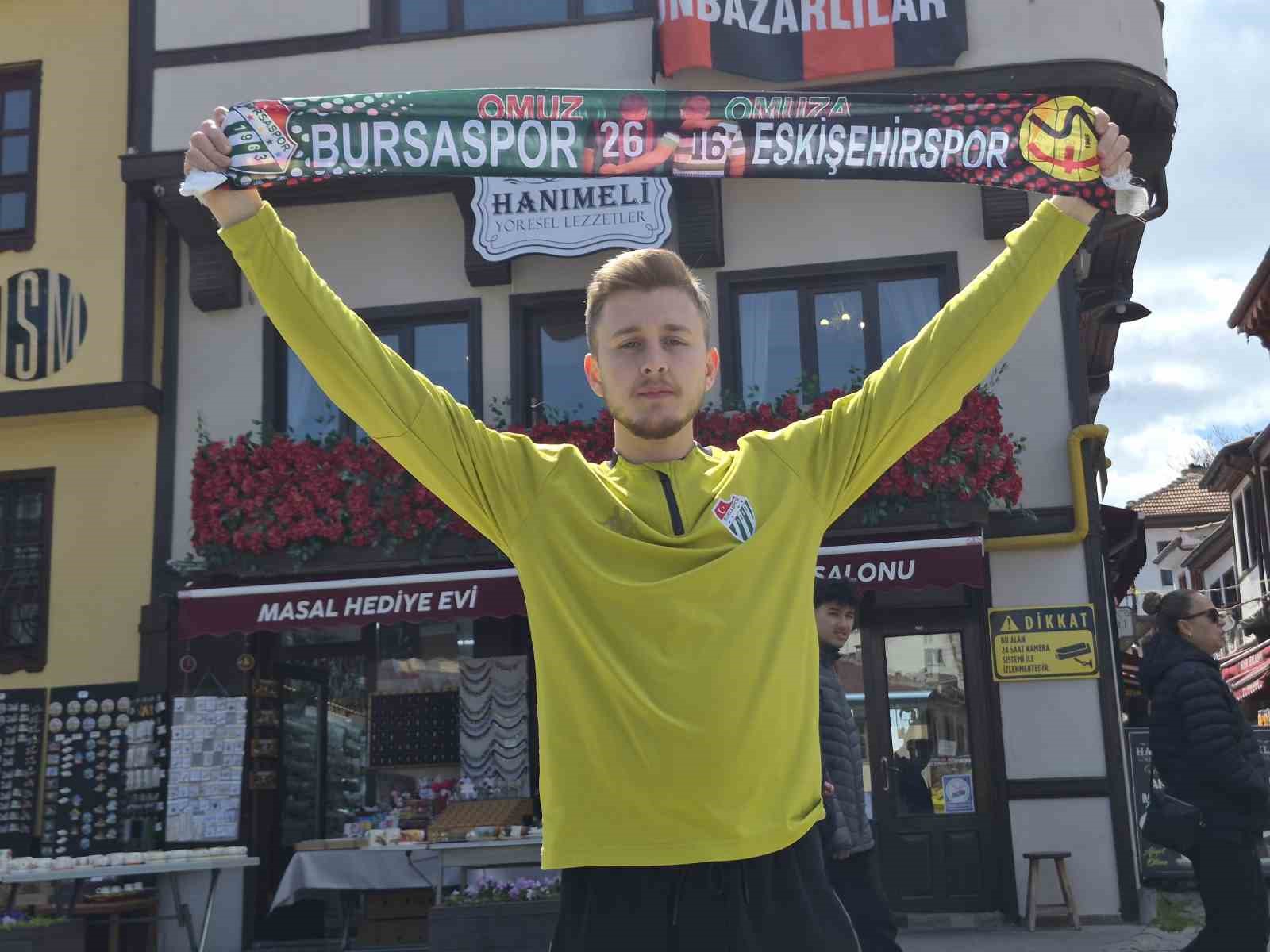 Maç için Eskişehir’e gelen Bursaspor taraftarı, kentin turistik yerlerine akın etti
