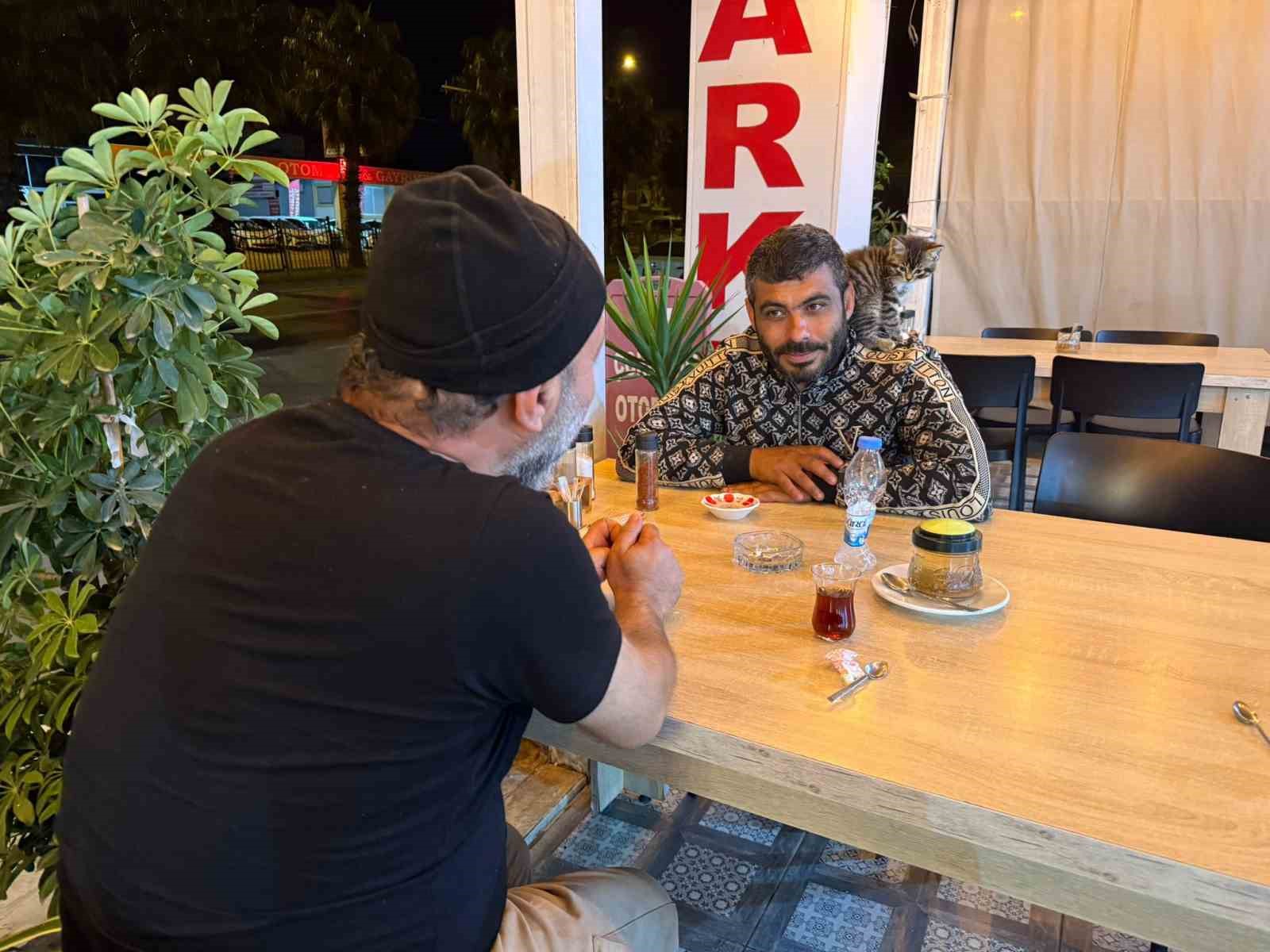 Madde bağımlılığından yavru kedi sayesinde kurtuldu
