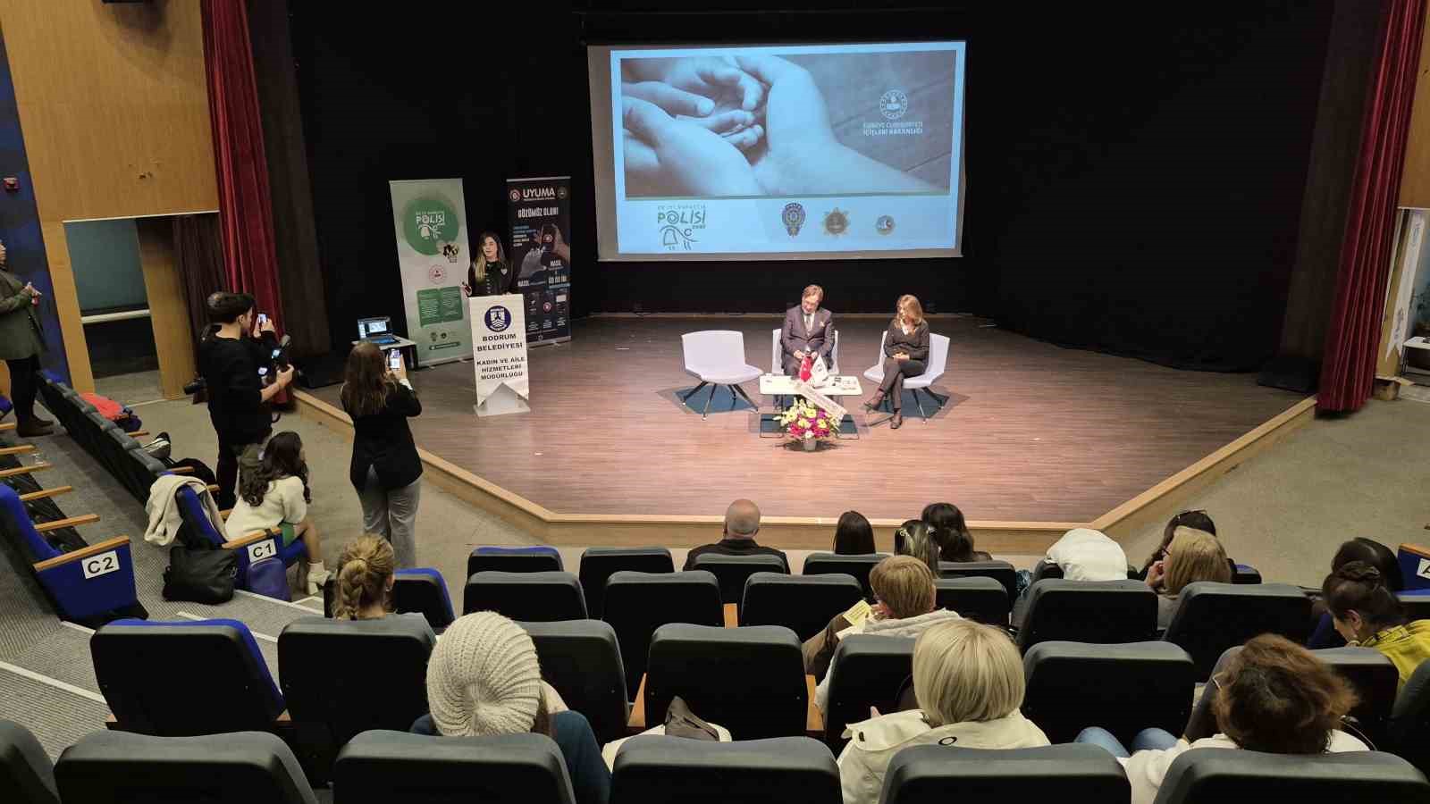 Madde bağımlılığıyla mücadele paneli düzenlendi
